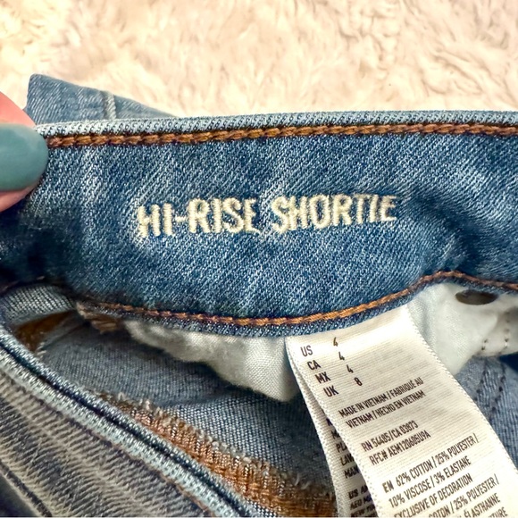 American Eagle High Rise Shortie Cut-Off Denim Shorts | Size 4 | Medium - Picture 4 of 5